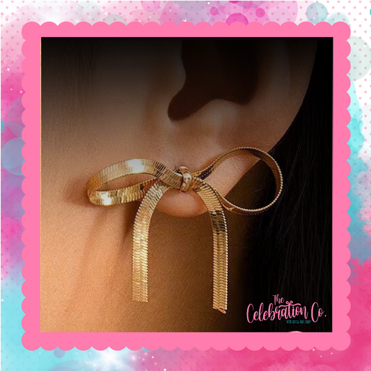 Bow-Shaped Earrings - 18K Gold Plated